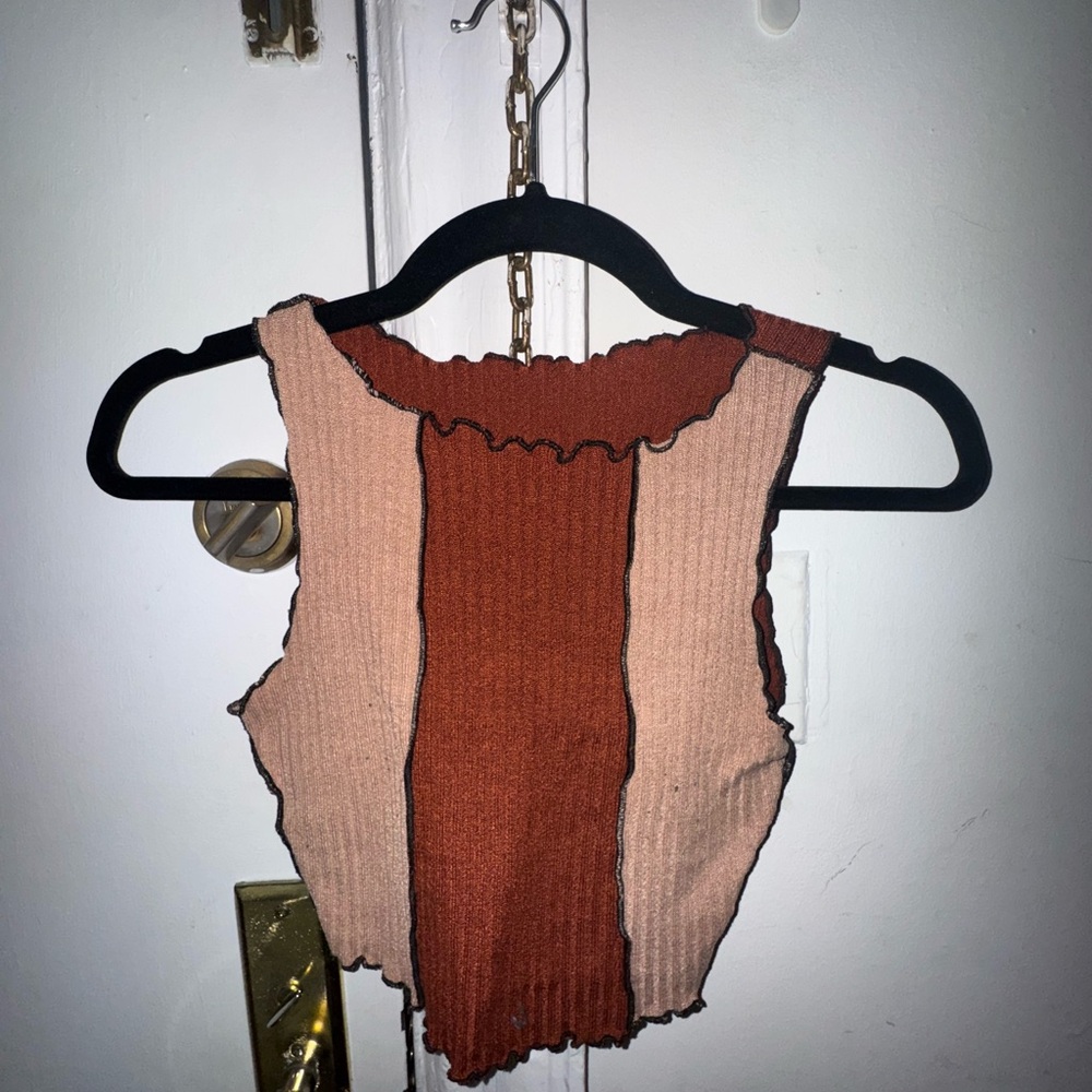 Women’s Colorblock Crop Top
